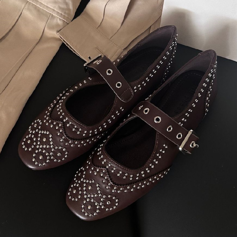 Retro Klinknagel Gesp Ontwerp  - Women Shoes Brand recensie en prijs