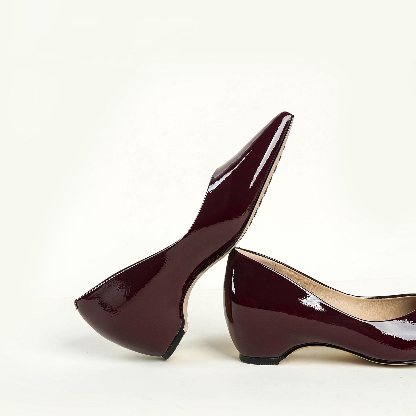Gespitst, laag uitgesneden dam - Women Shoes Wedges recensie en prijs