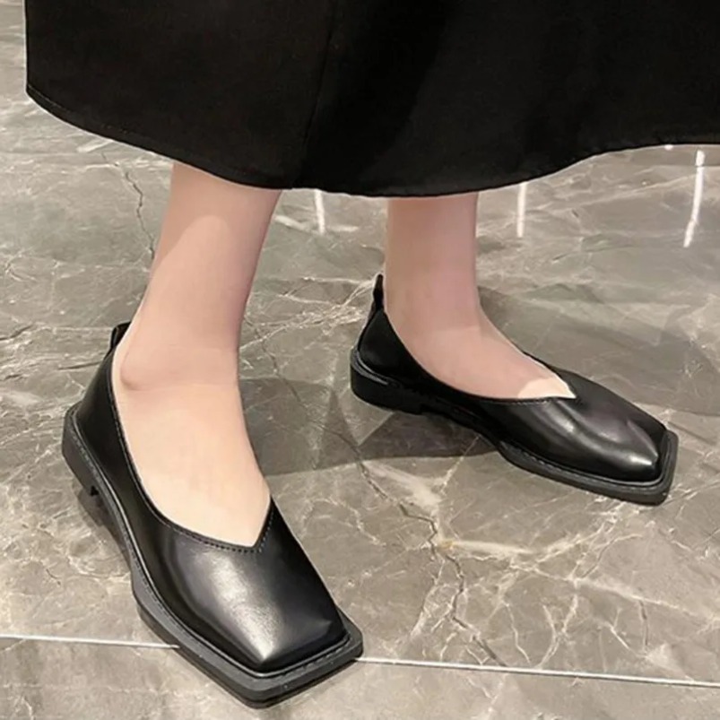 Romeinse damespumps met lage h - Women Shoes Sneakers recensie en prijs