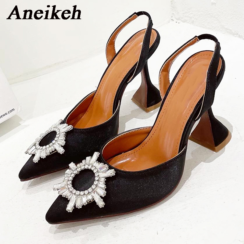 Aneikeh Merk Vrouwen Zijden Ho - Women Shoes Zara recensie en prijs
